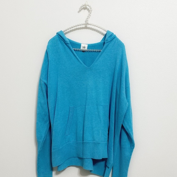 Cabi 5835 Hop to Hoodie Spring 2021 Small EUC - Picture 4 of 7